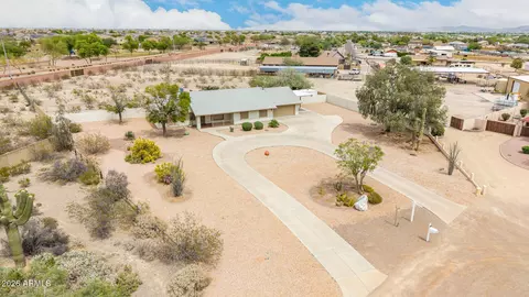 22202 W Hilton Ave, Buckeye, AZ 85326