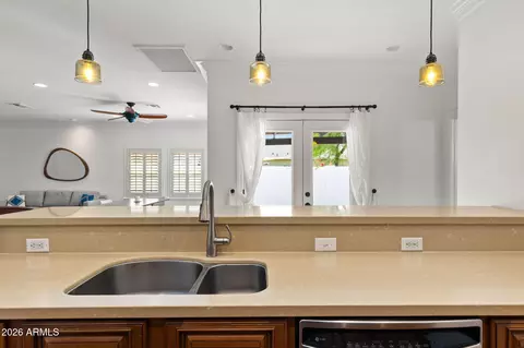 Kitchen - 1501 Earll Dr, Phoenix, AZ 85014 photo 4 of 4
