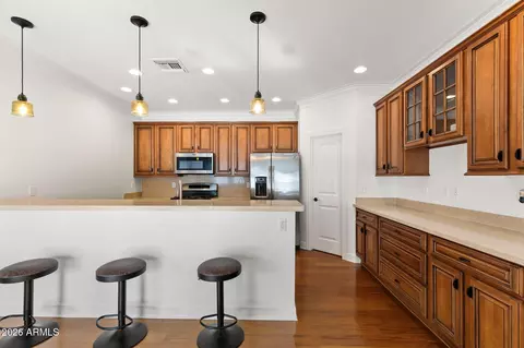 Kitchen - 1501 Earll Dr, Phoenix, AZ 85014 photo 1 of 4