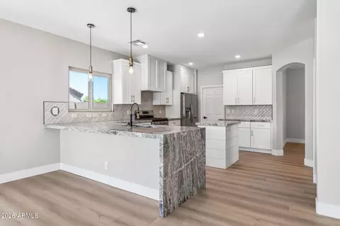 Kitchen - 2935 E Cathy Dr, Gilbert, AZ 85296 photo 1 of 4