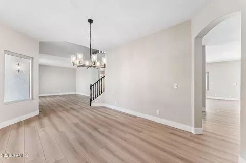 Living - 2935 E Cathy Dr, Gilbert, AZ 85296 photo 2 of 6