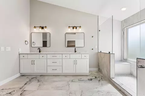 Bath - 2935 E Cathy Dr, Gilbert, AZ 85296 photo 3 of 5