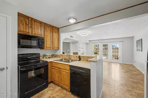 Kitchen - 30 E Brown Rd #1042, Mesa, AZ 85201 photo 2 of 2