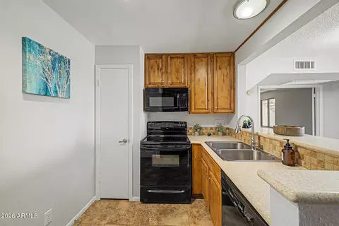 Kitchen - 30 E Brown Rd #1042, Mesa, AZ 85201 photo 1 of 2