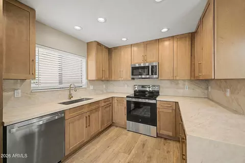 15380 N 100th St #2114, Scottsdale, AZ 85260