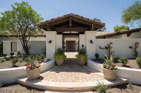 8306 N Merion Way, Paradise Valley, AZ 85253