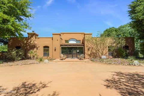 8933 S Yell Ln, Hereford, AZ 85615