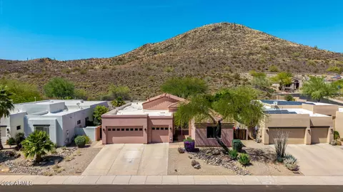 6314 W Hill Ln, Glendale, AZ 85310