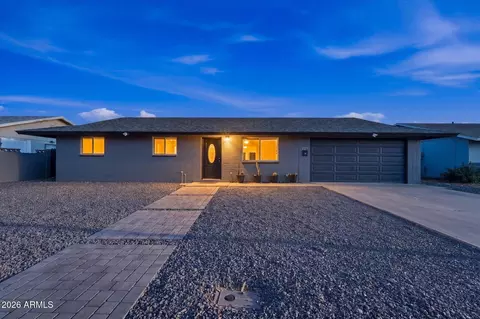 221 W Indigo St, Mesa, AZ 85201