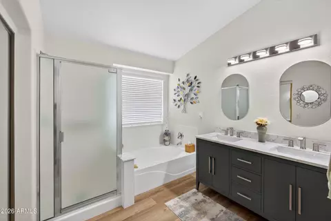 Bath - 11318 E Pronghorn Ave, Mesa, AZ 85212 photo 1 of 3