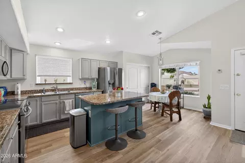 Kitchen - 11318 E Pronghorn Ave, Mesa, AZ 85212 photo 2 of 5