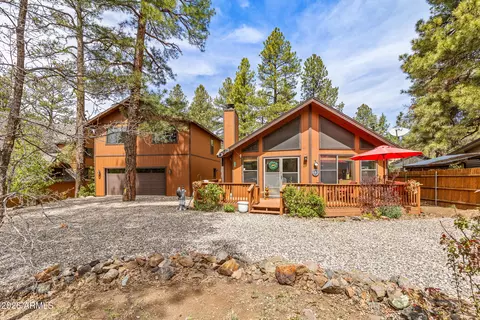 860 E Beaver Pl, Munds Park, AZ 86017