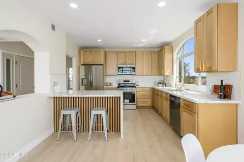 1081 W 1st St #16, Tempe, AZ 85281