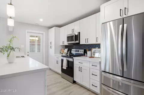 Kitchen - 7 E Balboa Dr, Tempe, AZ 85282 photo 1 of 1