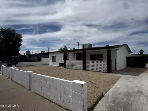 7732 W Mitchell Dr, Phoenix, AZ 85033