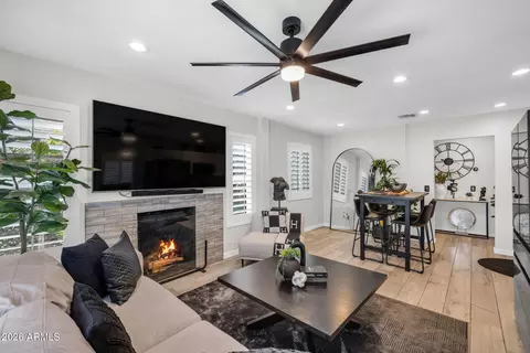 1926 W Holly St, Phoenix, AZ 85009