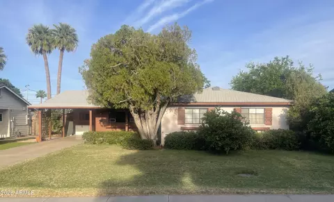 3424 N 45th St, Phoenix, AZ 85018