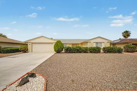 9726 W Hutton Dr, Sun City, AZ 85351