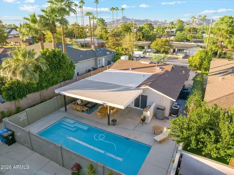View/Area - 4113 E Glenrosa Ave, Phoenix, AZ 85018 photo 1 of 4