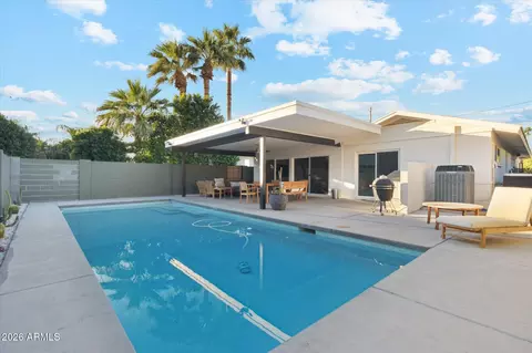 Exterior - 4113 E Glenrosa Ave, Phoenix, AZ 85018 photo 4 of 9