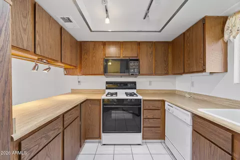 Kitchen - 309 E Washington St, Florence, AZ 85132 photo 3 of 6