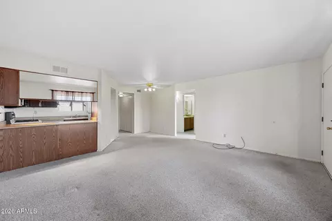 Living - 309 E Washington St, Florence, AZ 85132 photo 4 of 5