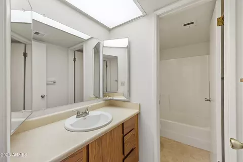 Bath - 309 E Washington St, Florence, AZ 85132 photo 3 of 4