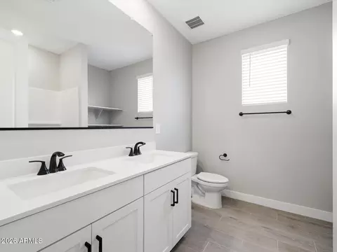 Bath - 418 W Flatiron Trl, Apache Junction, AZ 85120 photo 1 of 4