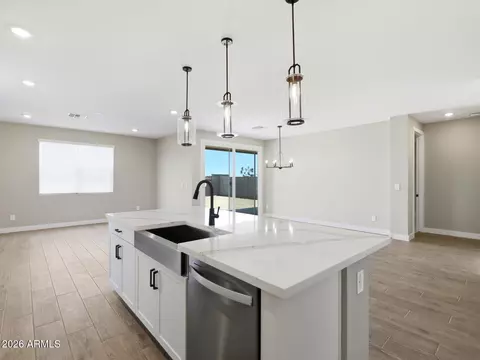 Kitchen - 418 W Flatiron Trl, Apache Junction, AZ 85120 photo 6 of 6