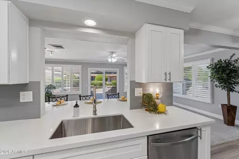 10826 W Brookside Dr, Sun City, AZ 85351