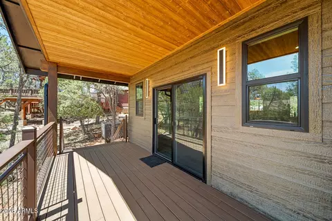 Exterior - 2235 Par Pl, Overgaard, AZ 85933 photo 9 of 12