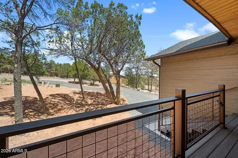 Exterior - 2235 Par Pl, Overgaard, AZ 85933 photo 5 of 12