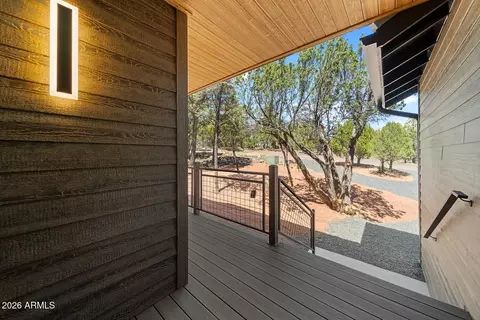 Exterior - 2235 Par Pl, Overgaard, AZ 85933 photo 6 of 12
