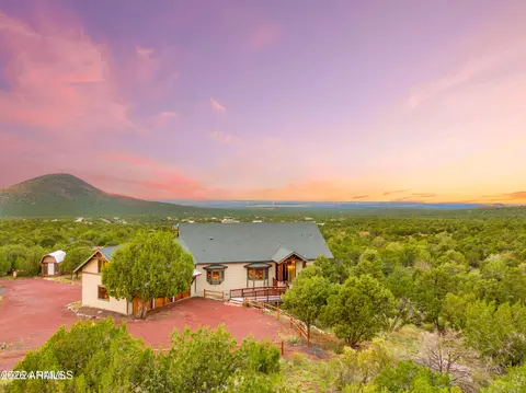 2667 E Overlook Dr, Williams, AZ 86046 photo 2