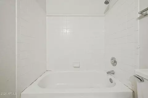 5027 E Vaughn Dr, Phoenix, AZ 85044 photo 20