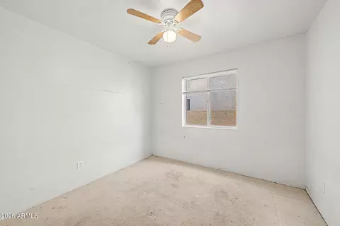 5027 E Vaughn Dr, Phoenix, AZ 85044 photo 21