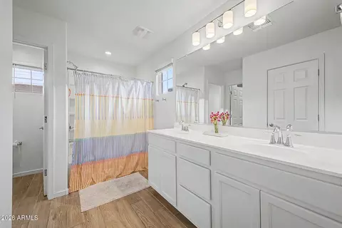 Bath - 8609 E Posada Ave, Mesa, AZ 85212 photo 1 of 3