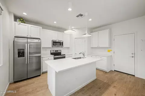 Kitchen - 8609 E Posada Ave, Mesa, AZ 85212 photo 2 of 5