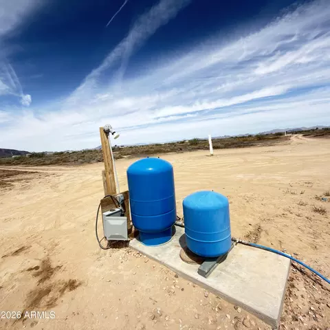 383 W Nn W Morning Glory St #P, Tonopah, AZ 85354