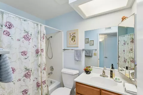 Bath - 8222 E Monte Ave E, Mesa, AZ 85209 photo 2 of 2