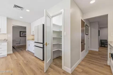 Entry Way - 2901 E Las Rocas Dr, Phoenix, AZ 85028 photo 1 of 2