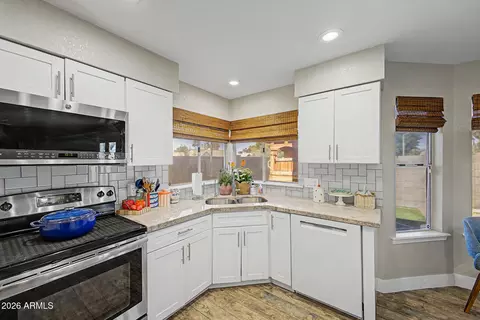 Kitchen - 441 S Maple -- #162, Mesa, AZ 85206 photo 3 of 3
