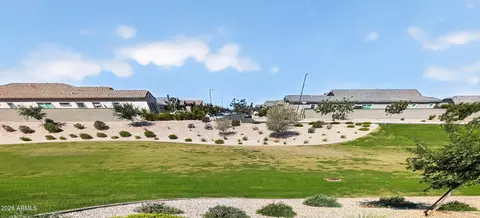 Exterior - 2439 W Pecan Rd, Phoenix, AZ 85041 photo 6 of 9