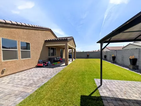 Exterior - 2439 W Pecan Rd, Phoenix, AZ 85041 photo 4 of 9