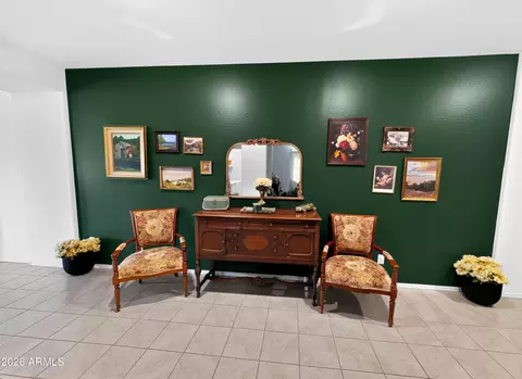 Entry Way - 2439 W Pecan Rd, Phoenix, AZ 85041 photo 4 of 5