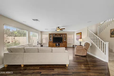 Living - 2952 E Shady Spring Trl, Phoenix, AZ 85024 photo 2 of 3