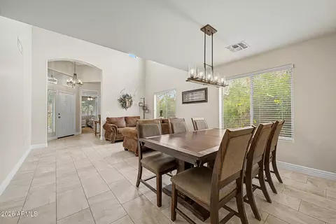 Dining - 2952 E Shady Spring Trl, Phoenix, AZ 85024 photo 1 of 2