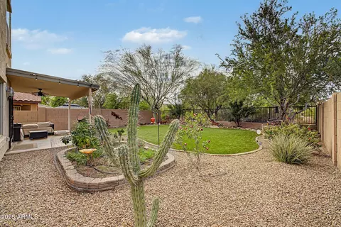 Exterior - 2952 E Shady Spring Trl, Phoenix, AZ 85024 photo 8 of 12