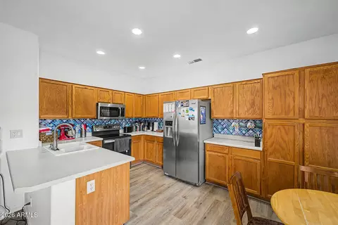 Kitchen - 4030 E Wagon Cir, Gilbert, AZ 85297 photo 3 of 3
