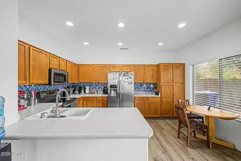 Kitchen - 4030 E Wagon Cir, Gilbert, AZ 85297 photo 2 of 3